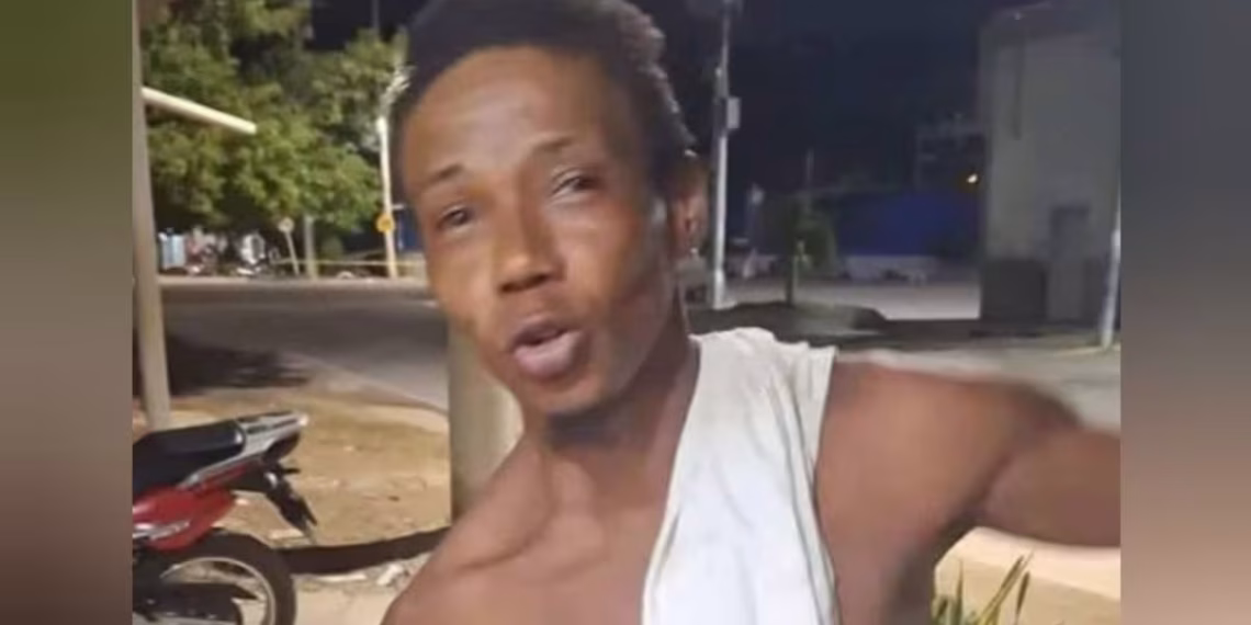 En el interior de su vivienda