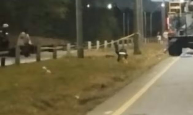 Un motociclista sin vida