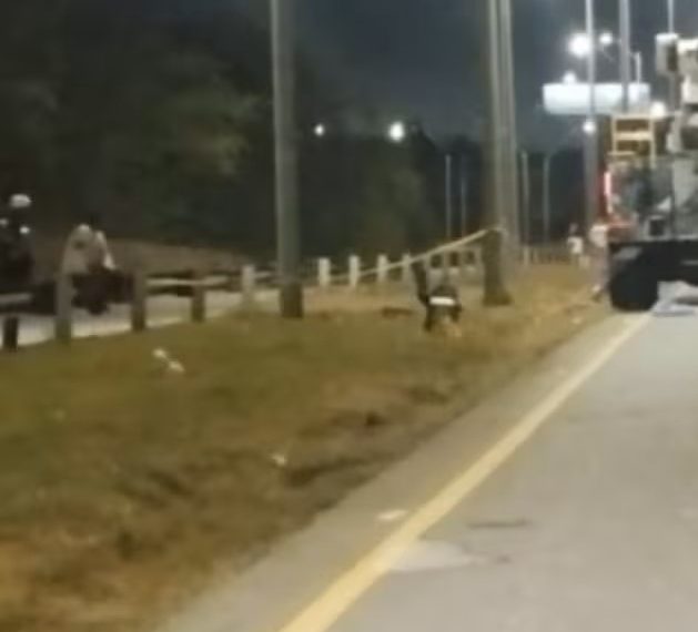 Un motociclista sin vida