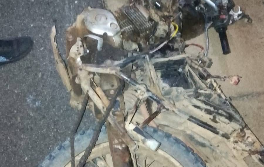 Dos personas sin vida