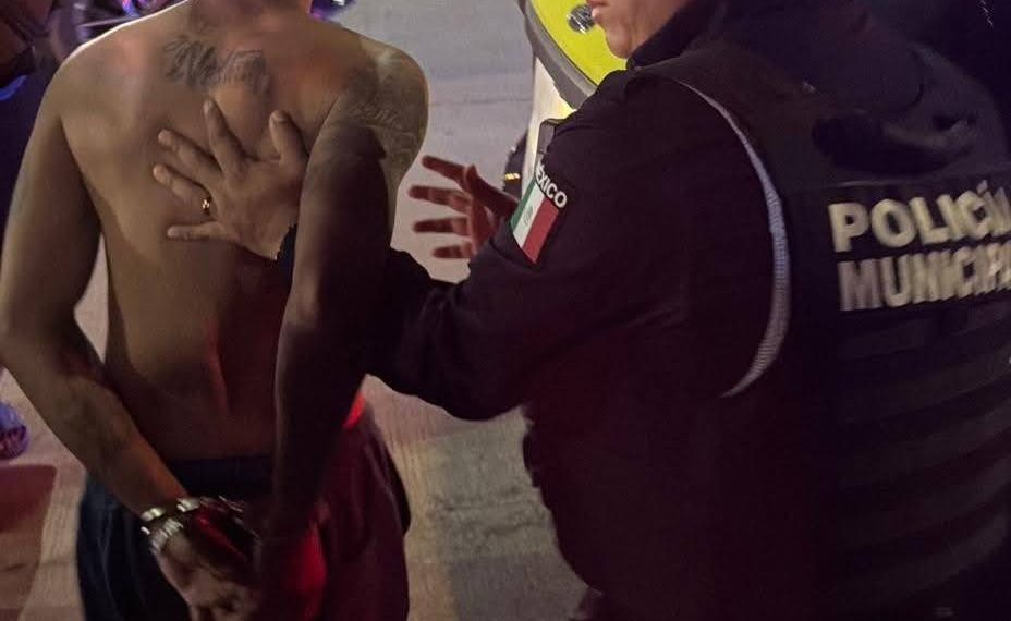 Una mujer en su propia vivienda